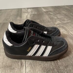 Adidas Sambas